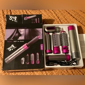 5 in 1 Hot Air Styler similar style to the Dyson Styler